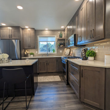 Stunning Kitchen Transformation Done in Ebony, White and Shale Colors