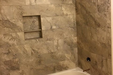 Example of a classic bathroom design in Seattle