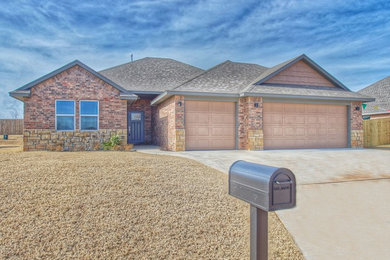 Exterior home idea in Oklahoma City
