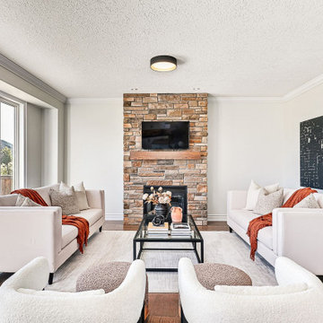Furniture Rental for Staging of 2-Storye Detached House in Collingwood