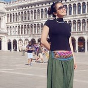 Clara Sun's photo