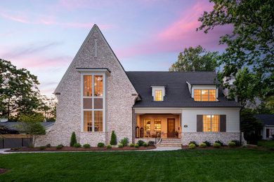 Exterior home idea in Charlotte