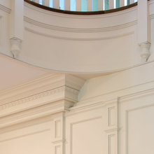 Interior moulding