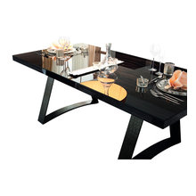 Aly's dining room