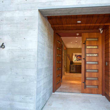 Concrete Home: Malibu, CA