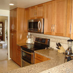 Kitchen Remodel using existing oak cabinets - Traditional  