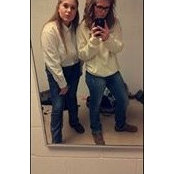 Hailey Johnson's photo