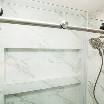 Garden Bend - Guest Bathroom