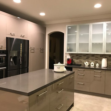 Luxury contemporary kitchen
