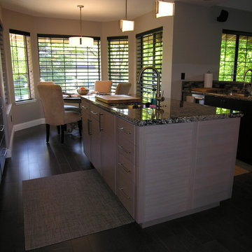 This  new island resized helped to create the perfect work triangle