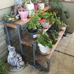 Triple Easy Plant Stand - Outdoor Decor