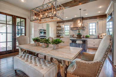 Example of a classic kitchen design in Little Rock