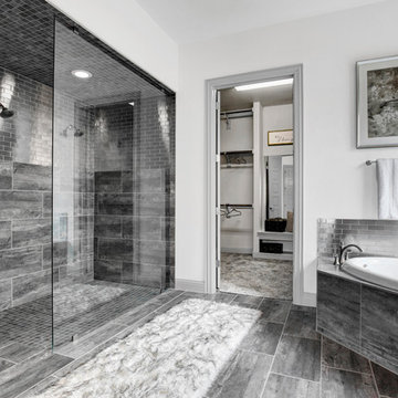 Dallas, Texas | Gateway Parks - Classic Yale Owner's Bathroom