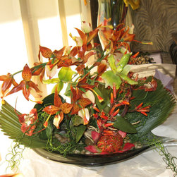 La VOGA - Modern Asian Ikebana, Contemporay, Tropical - Home Decor