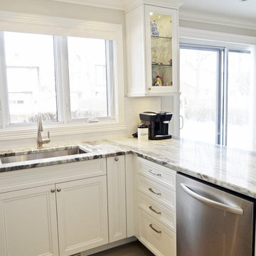 Fresh and Bright West Island Kitchen