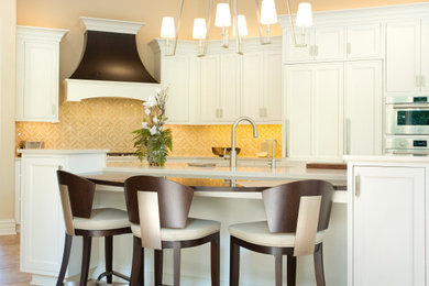 Inspiration for a transitional kitchen in Cleveland.
