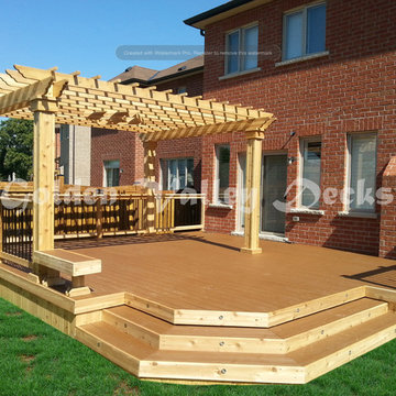 trex tree house deck with cedar pergola