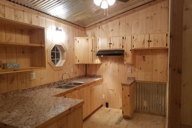 Inspiration for a cottage home design remodel in Austin