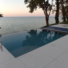 FIBERGLASS POOLS