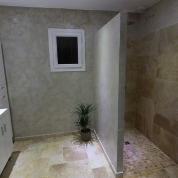 Rénovation complète d'une salle de bain.