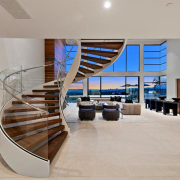 Duncan Curved Glass
