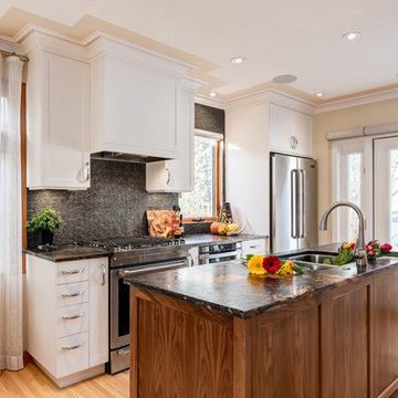Efficiency and style together. A whole lot of kitchen!