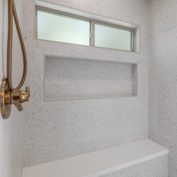 Eric & Jeni's Master Bathroom Makeover
