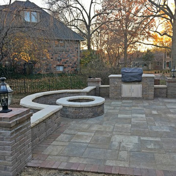 Mission Hills Fire Pit and Grill Station
