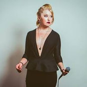 Emily Searles's photo