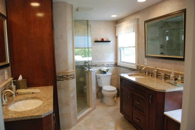 Bathroom - contemporary bathroom idea in New York