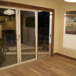 Eco Bar & Lounge - Windows And Doors
