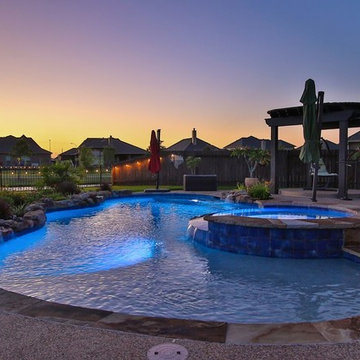 Bilow- Luxury Backyard Pool Lighting