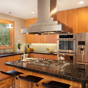 Emerald Pearl Granite