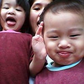 Tan Wey's photo