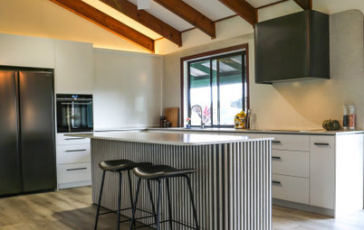 Before & After: A Modern Farmhouse Kitchen for Cooking Up a Storm