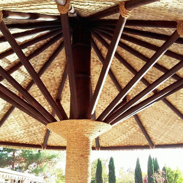 Palapa - single pole umbrella