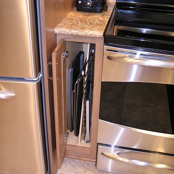 Kitchen featuring Oak Cabinetry