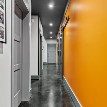 Wandering Oaks Modern