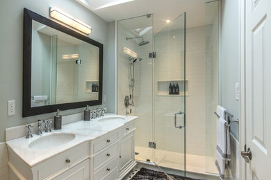 Inspiration for a transitional bathroom remodel in Toronto