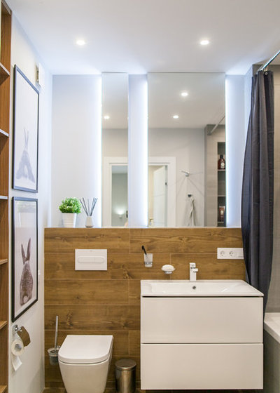 Современный Ванная комната by SH Interior