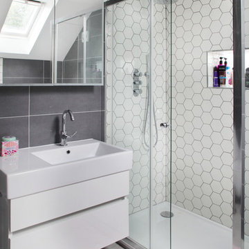 Ensuite shower room - hexagon tiles