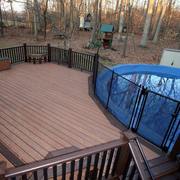 Fun Room - with trex deck and fireplace