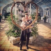 Sara Evans's photo