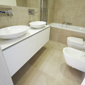 Puristische Badmöbel für Prager Luxus Altbau-Wohnungen