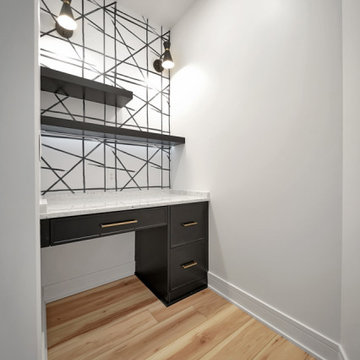 Bennington 1.5 Story full of FUN Accents!