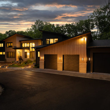 Modern Transitional Custom Home in Ann Arbor