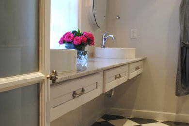 Example of a trendy bathroom design in Philadelphia