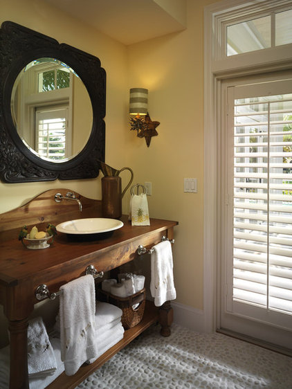 Traditional Bathroom by Clifford M. Scholz Architects Inc.