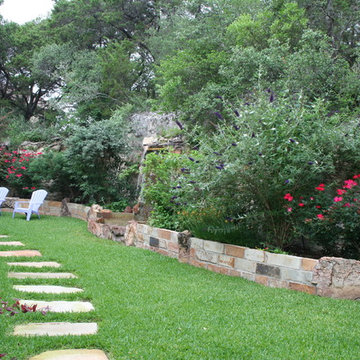 Traditional garden in Northwest Hills