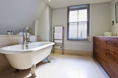 Bathroom - eclectic bathroom idea in Chicago